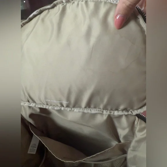 Lululemon New Parent Backpack - Picture 7 of 8